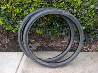 29x2.25 mtb tires set of two