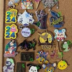 Disney Pins (read description)