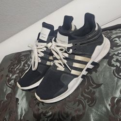 Adidas Size 6 Woman Good Condition 