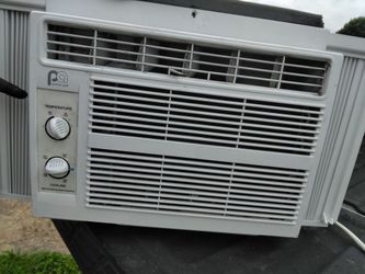 AC window