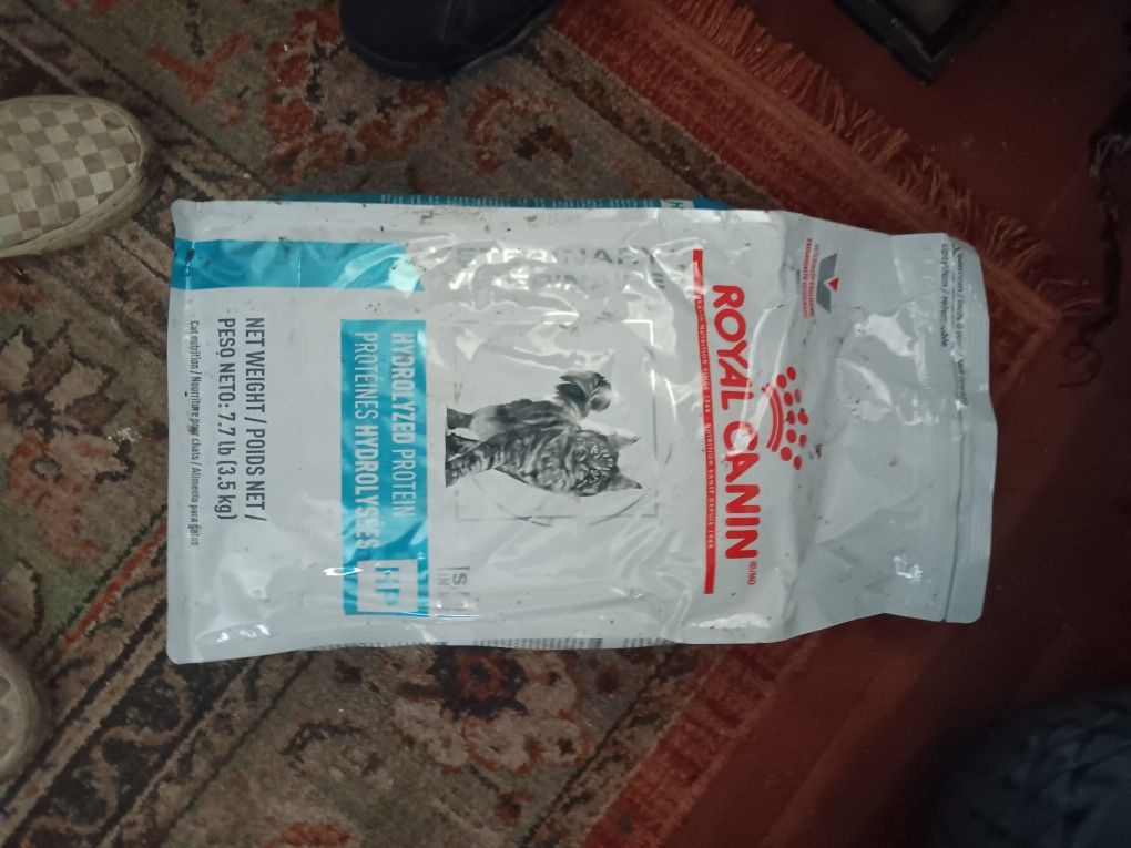 Cat Kibble