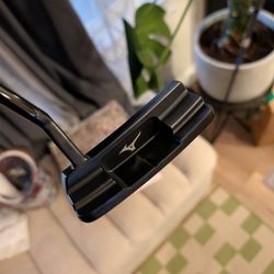 Mizuno OMOI Type 1 putter 