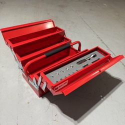 New In Box Bulldog Expandable Tool Box Storage Tools Carrier With 14 Pcs Driver Wrench Socket Set 