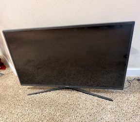 Samsung 40” 4K UHD Smart TV (Model: UN40KU6300