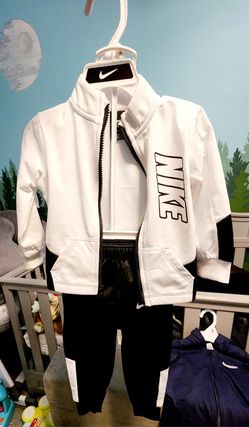 2 NIKE Jumpsuit And Track Suit NEW!