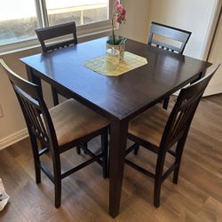 Kitchen Table With Four Chairs