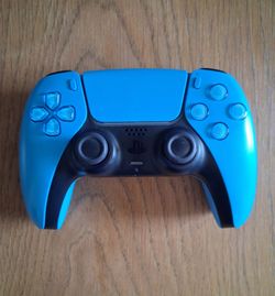 Blue PS5 controller (working)