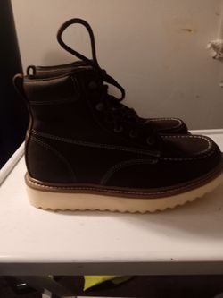 New wolverine boots 9 1/2 men's