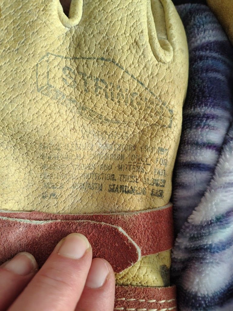 Electrical/Welding Gloves