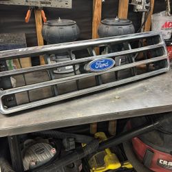 86-91 Ford Bronco Front Grill w/emblem