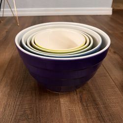 Crate And Barrel Nesting Bowls 