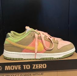 Nike Low Sun Club US Men  Size 11.5