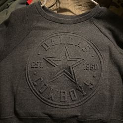 Women’s Cropped Dallas Cowboys Sweater 