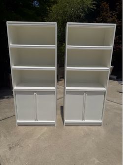 REFINISHED 2 Vintage book cases white dove 🕊️ $349 for both CAN DELIVER!
