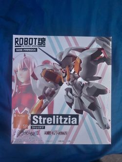 Strelitzia Action Figure