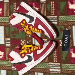NIKE