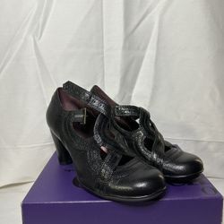 Clarks Black Leather Shoes with Indigo Lining – New Size 7.5