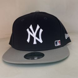 New York Yankees Snapback Hat 🧢