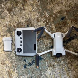 DJI - Mini 3 Pro With Built-In Screen