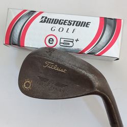 Vokey 56-Degree Wedge 10 Bounce & Free Sleeve of Bridgestone e5+ Balls