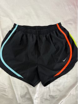 girls nike shorts