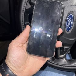 iPhone 16e