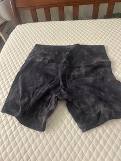 Lululemon align shorts size 10