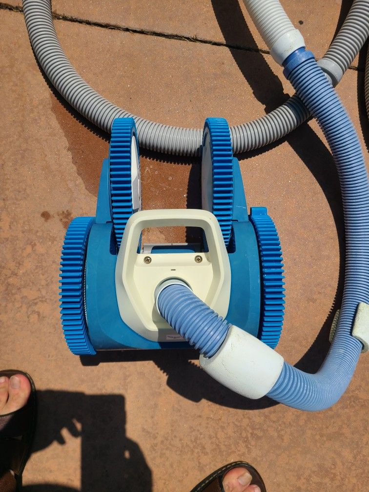 Hayward PHOENIX Aquanaut 4x Pool Suction Side Pool Cleaner
