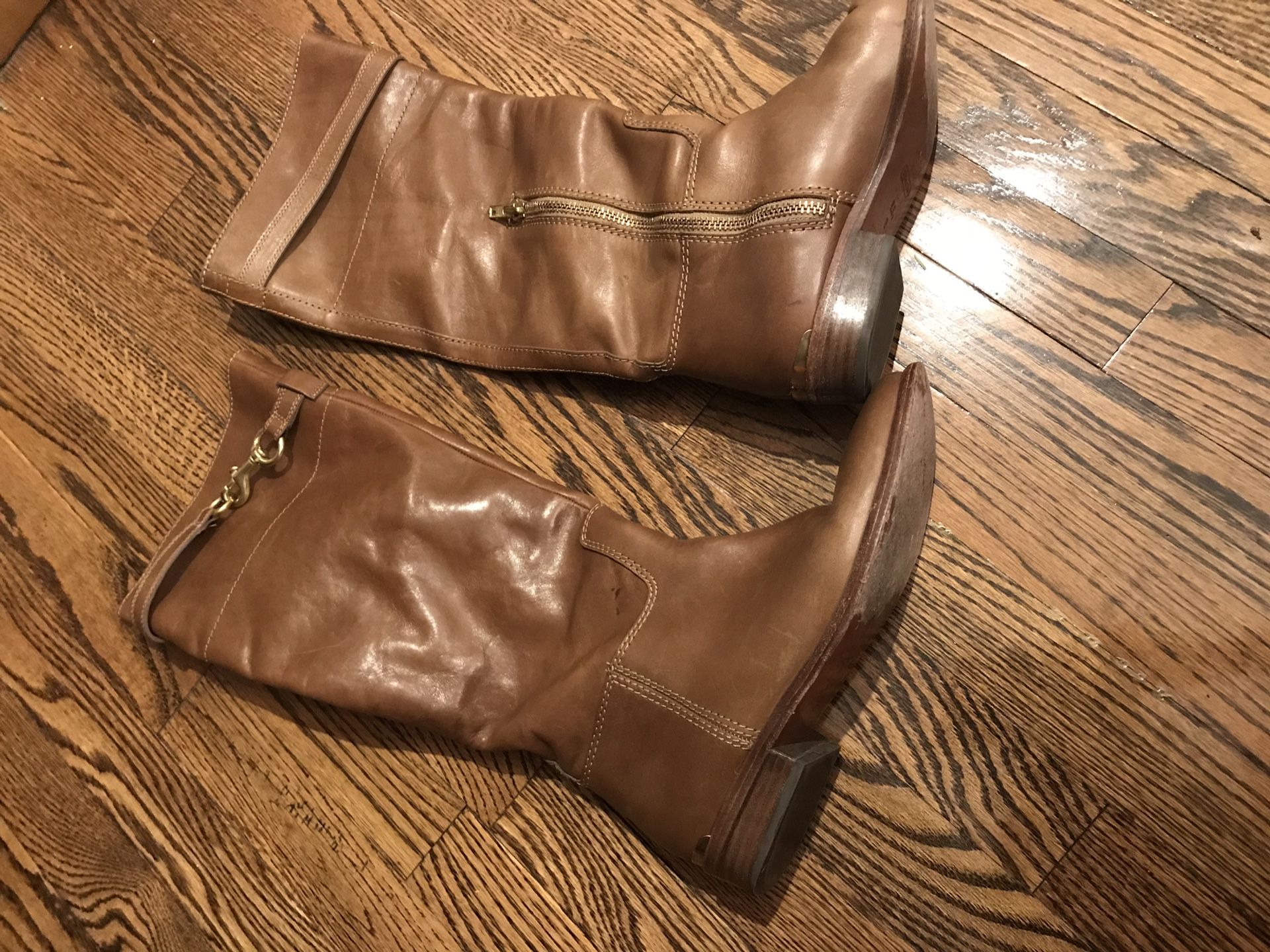 Coach brown leather boots size 8.5 B