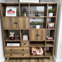 Shelf / Book Shelf 