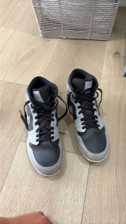 Nike Air Jordan 1 High-Top football cleats size 8.5 US men’s