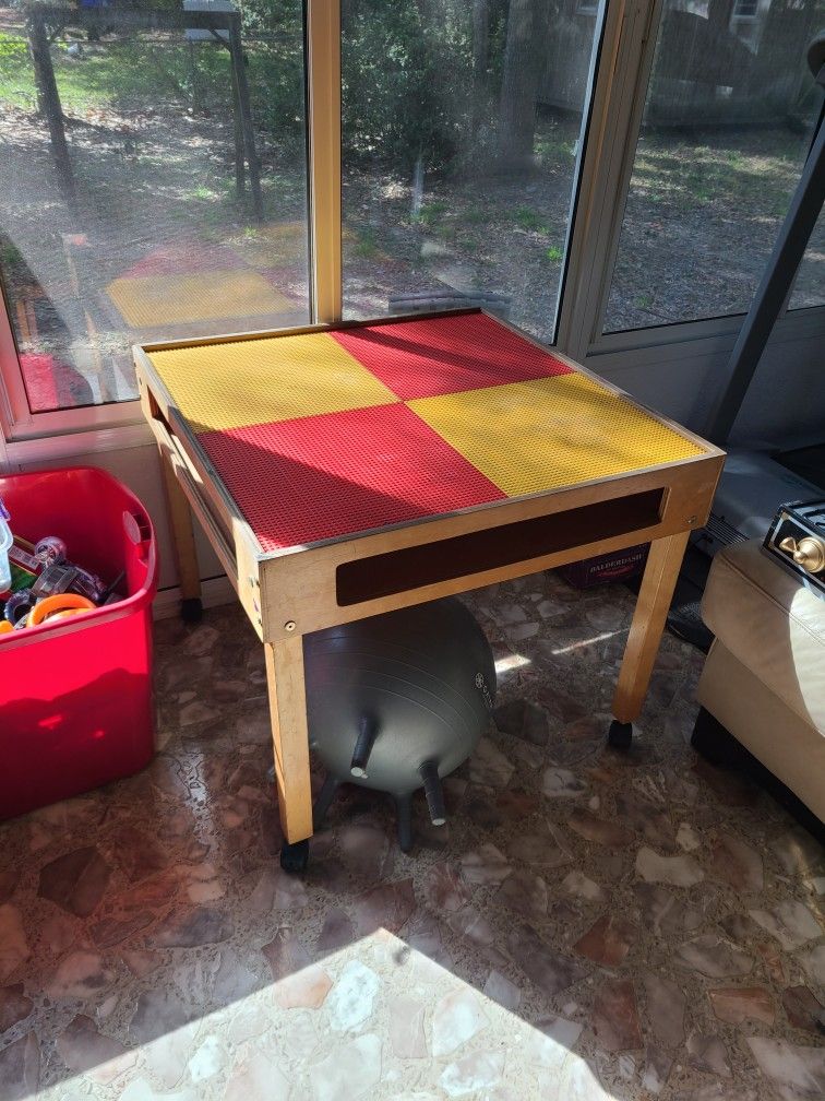 Lego TABLE
