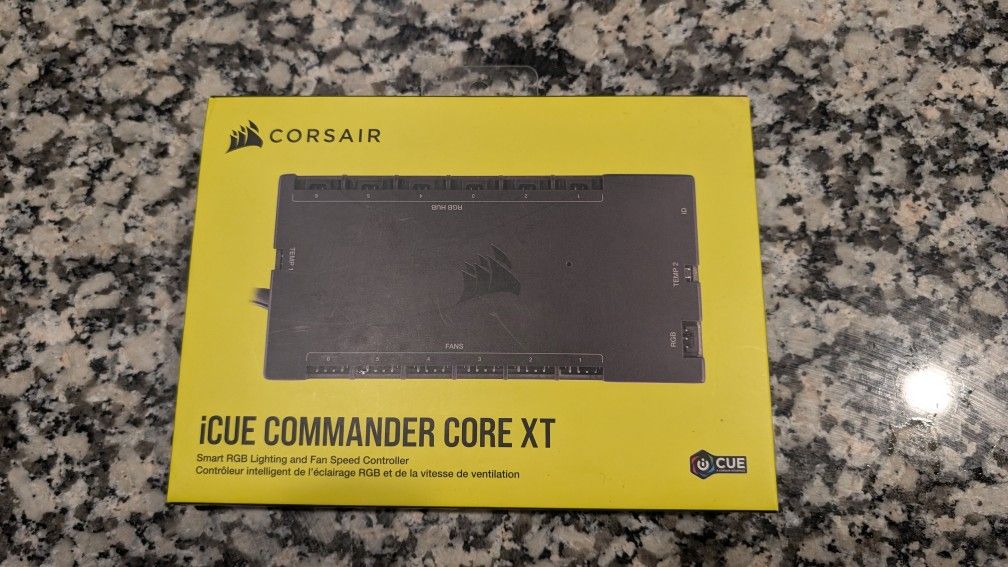 CORSAIR iCUE COMMANDER CORE XT