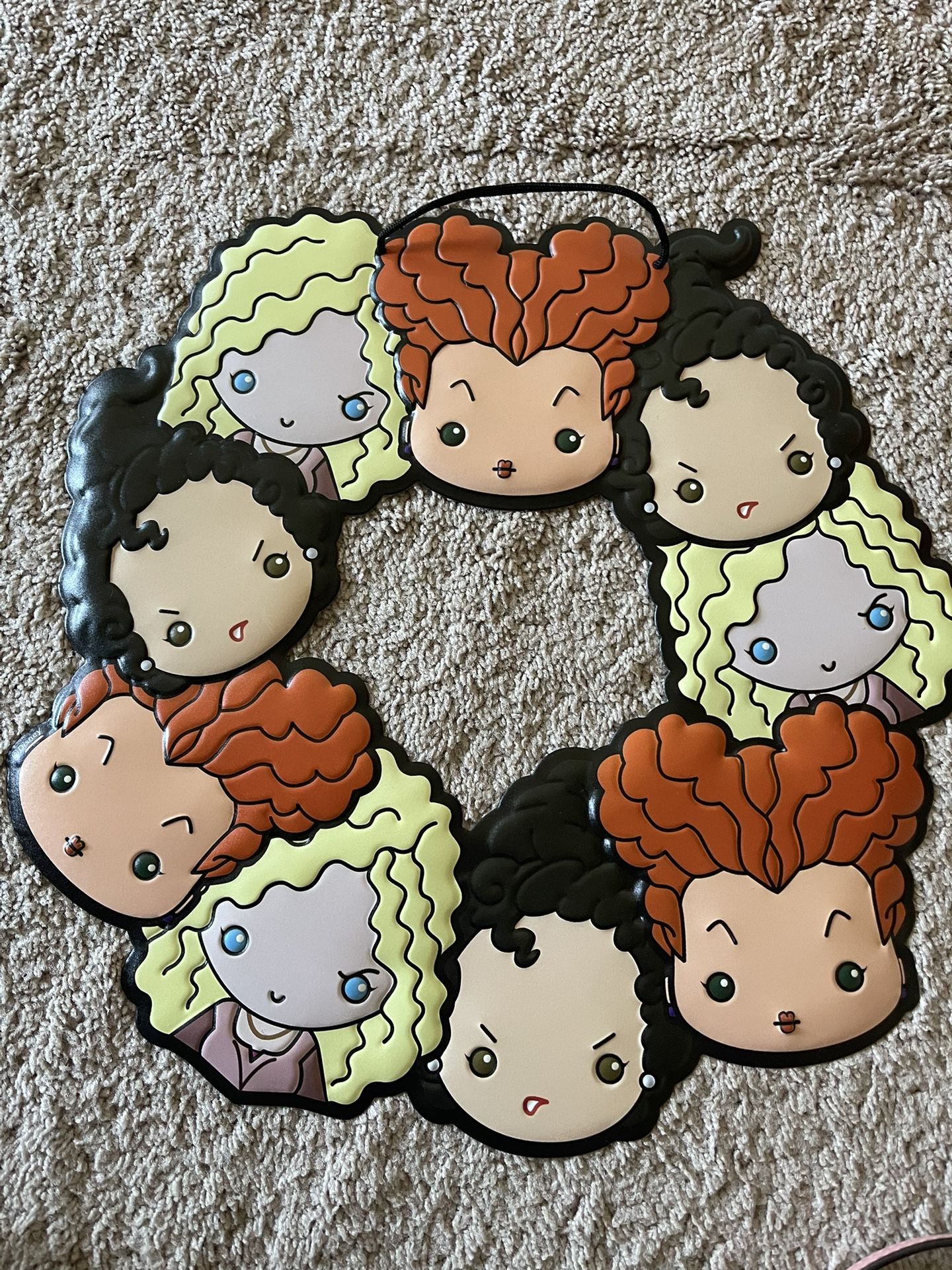  Disney Hocus Pocus Metal Wreath 