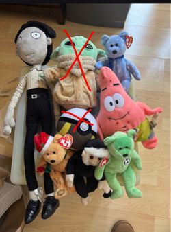 Lot of plushies Yoda, Patrick and TY