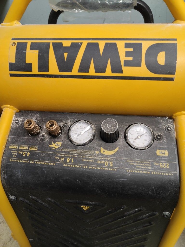 DeWalt  Air Compressor 