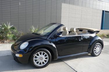 2005 Volkswagen New Beetle