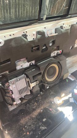 Tacoma subwoofer & leather seats interior