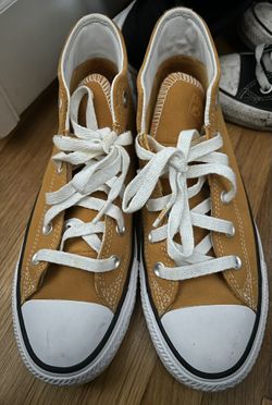 converse mid mustard yellow size 7.5 women as is condition