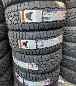 285/70R17 Falken Wildpeak A/T4w Set Of 4 New Tires