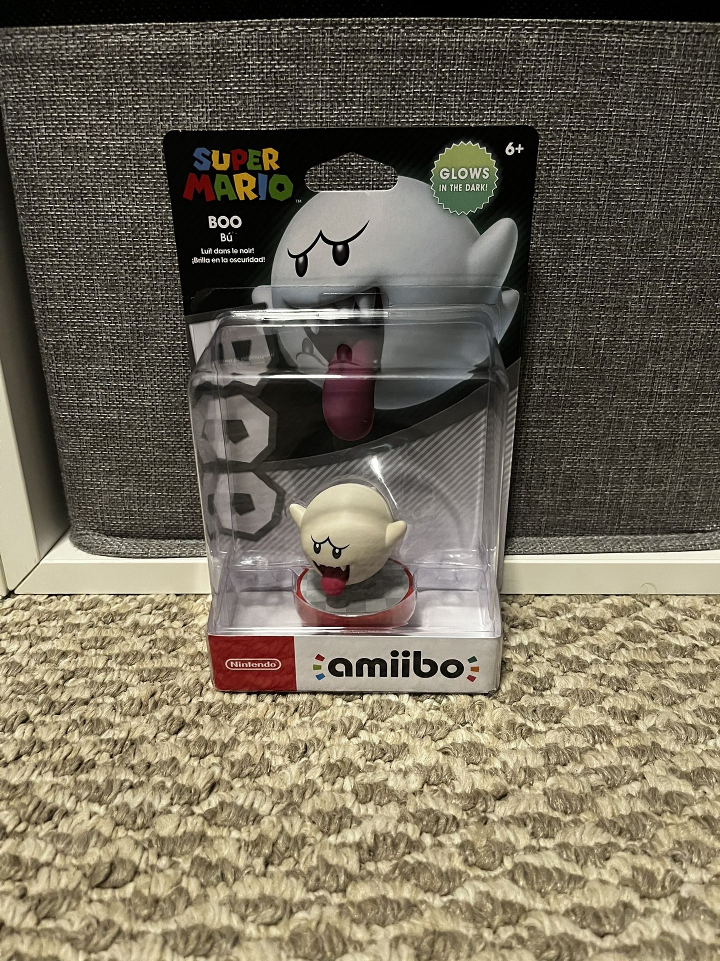NEW in box Boo Amiibo (Super Mario Boo Character Figure, By Nintendo) Glows In The Dark!