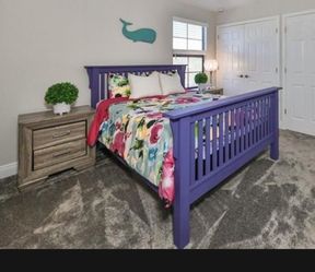 Full-size Bed w/mattress