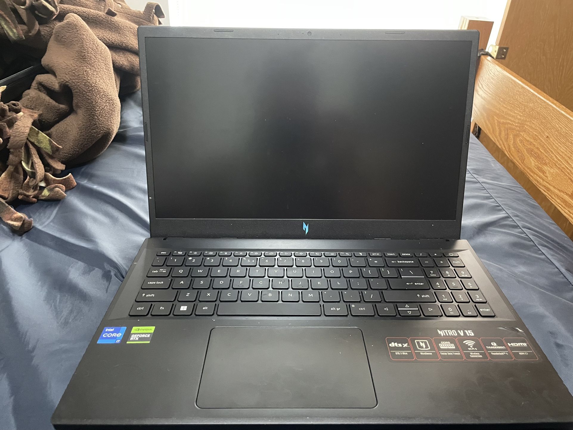 Nitro V15 Laptop