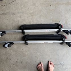 Yakima Ski & Snowboard Roof Rack w Crossbars + Accessories 