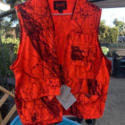 Gamehide sneaker shop vest