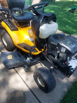 Cub Cadet xt1 ,Missing Hood