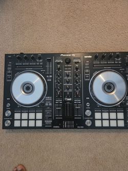 DDJ SR2