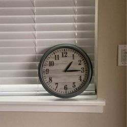 Selling Clock