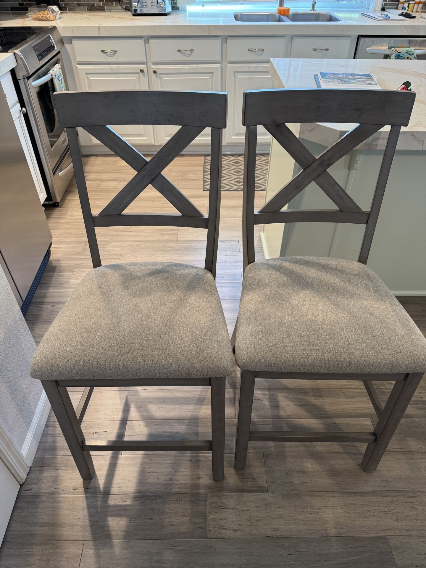 Set Of 2 Ashley Bar Stools