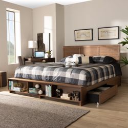 Blayton Platform King-size Bed (Brand New)